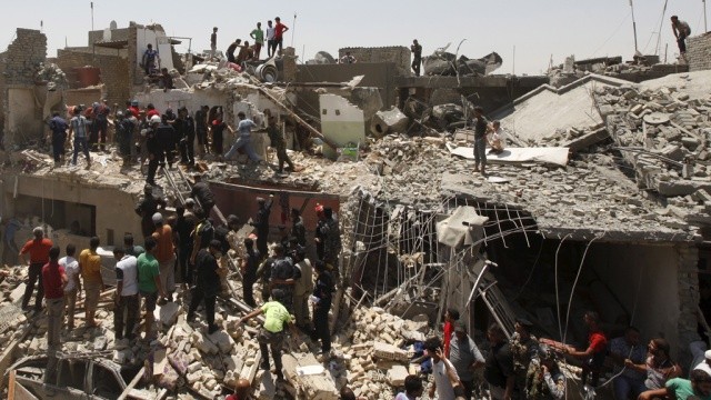 Самолет ВВС Ирака случайно сбросил бомбу на Багдад, погибли 7 человек - ảnh 1